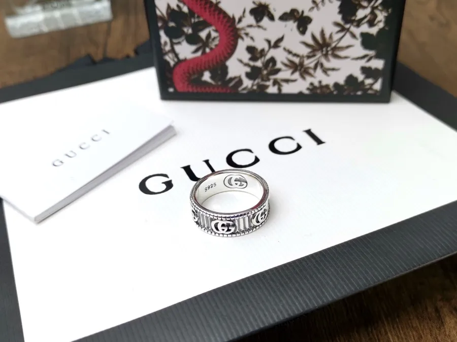 【GUCCI】 グッチ  指輪