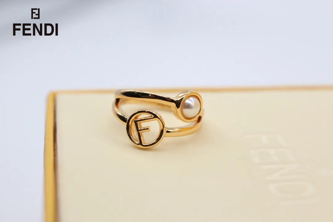 【FENDI】フェンディ 指輪
