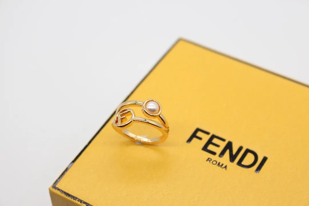 【FENDI】フェンディ 指輪
