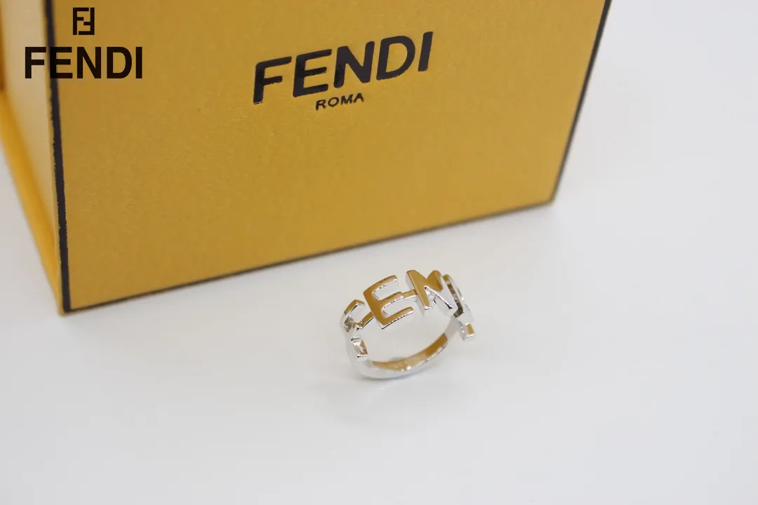 【FENDI】フェンディ 指輪