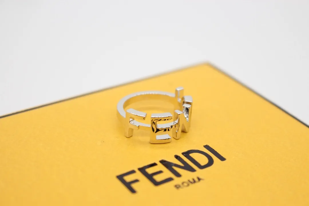 【FENDI】フェンディ 指輪
