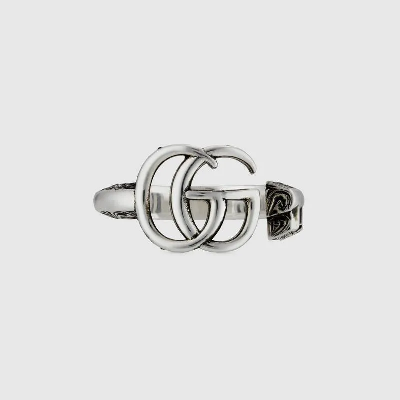 GUCCI エナメル インターロッキングG ブレスレット