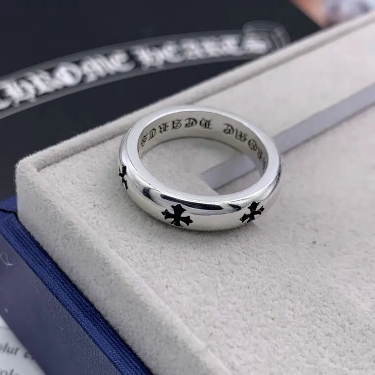 【Chrome Hearts】  男性と女性のためのクロエハートファッションパーソナリティリング