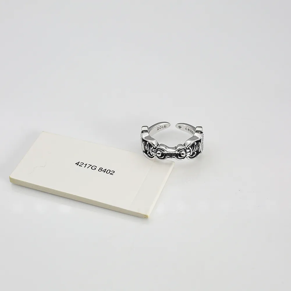 【Chrome Hearts】  男性と女性のためのクロエハートファッションパーソナリティリング