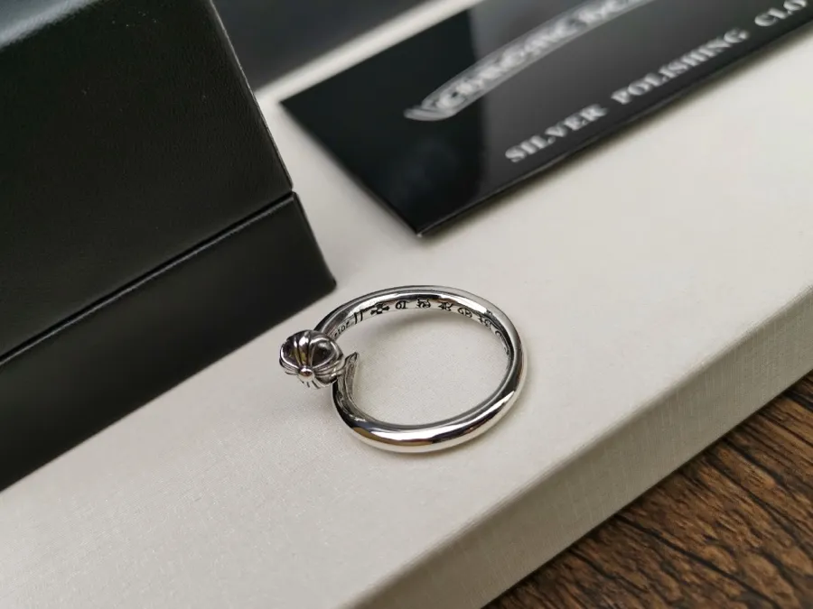 【Chrome Hearts】  男性と女性のためのクロエハートファッションパーソナリティリング