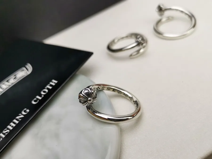 【Chrome Hearts】  男性と女性のためのクロエハートファッションパーソナリティリング