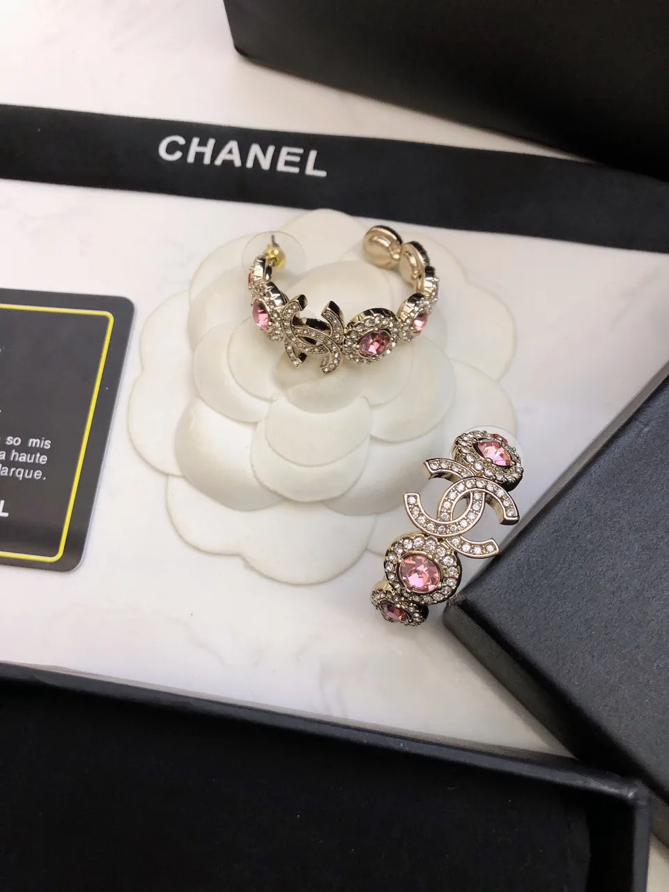 【CHANEL】 シャネル   ファッションスタイルのイヤリング