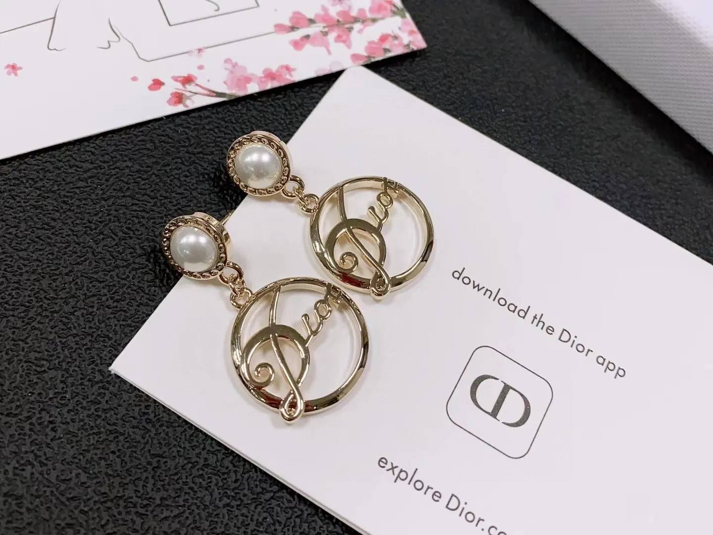 【DIOR】ディオール  ファッションスタイルのイヤリング