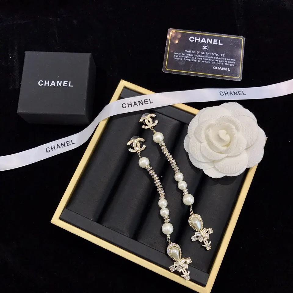 【CHANEL 】 シャネル   ファッションスタイルのイヤリング