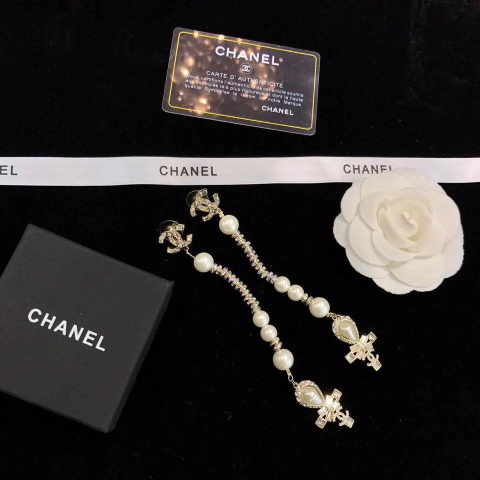 【CHANEL 】 シャネル   ファッションスタイルのイヤリング