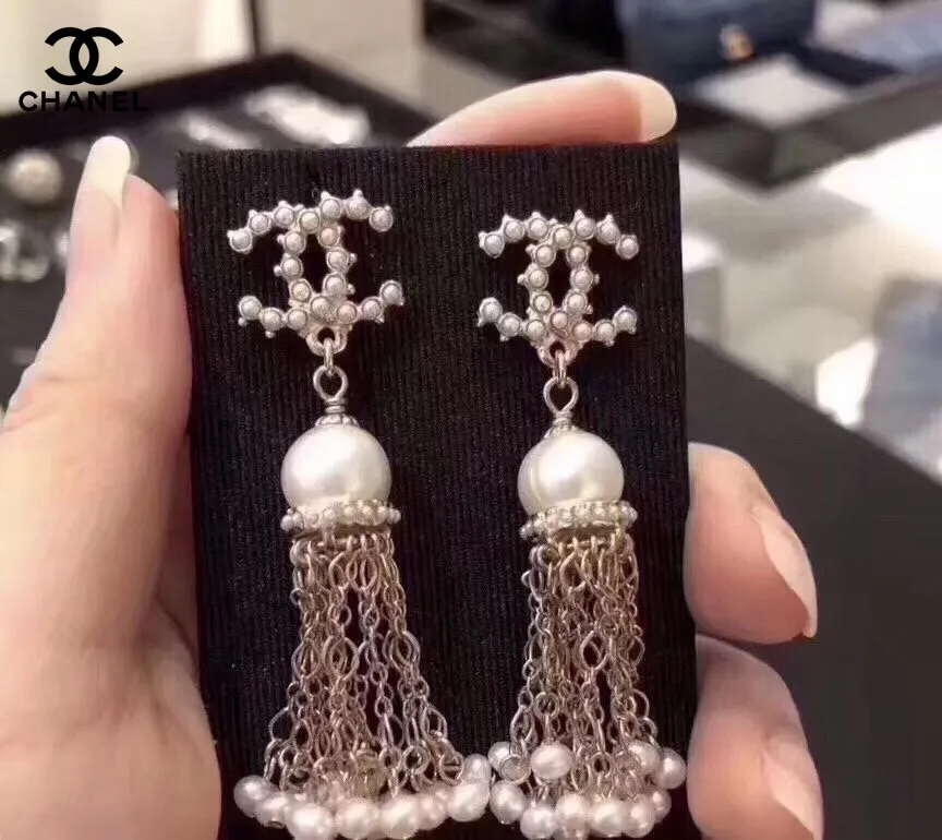 【CHANEL 】 シャネル   ファッションスタイルのイヤリング