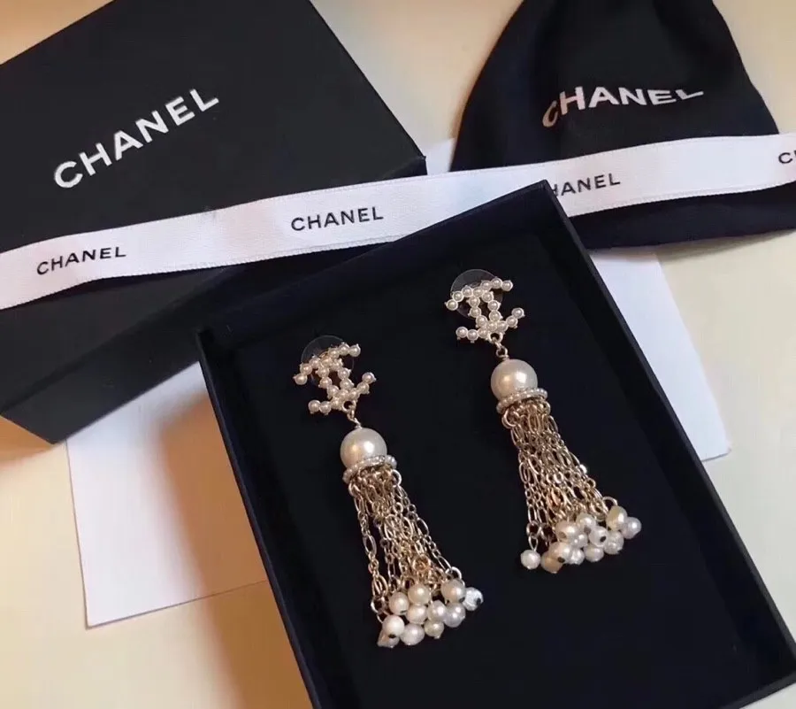 【CHANEL 】 シャネル   ファッションスタイルのイヤリング