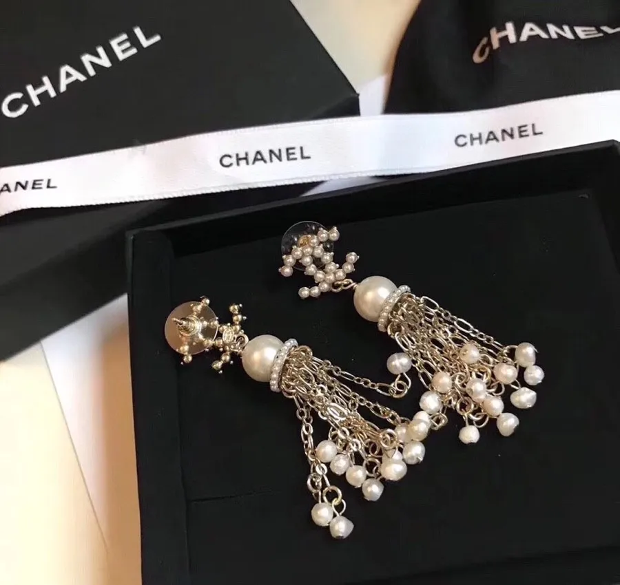 【CHANEL 】 シャネル   ファッションスタイルのイヤリング