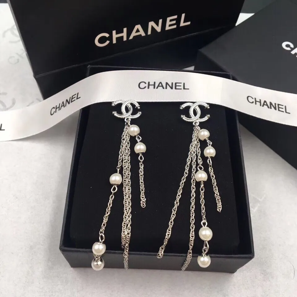 【CHANEL 】 シャネル   ファッションスタイルのイヤリング
