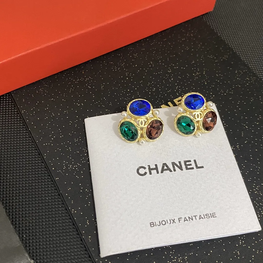 【CHANEL 】 シャネル   ファッションスタイルのイヤリング