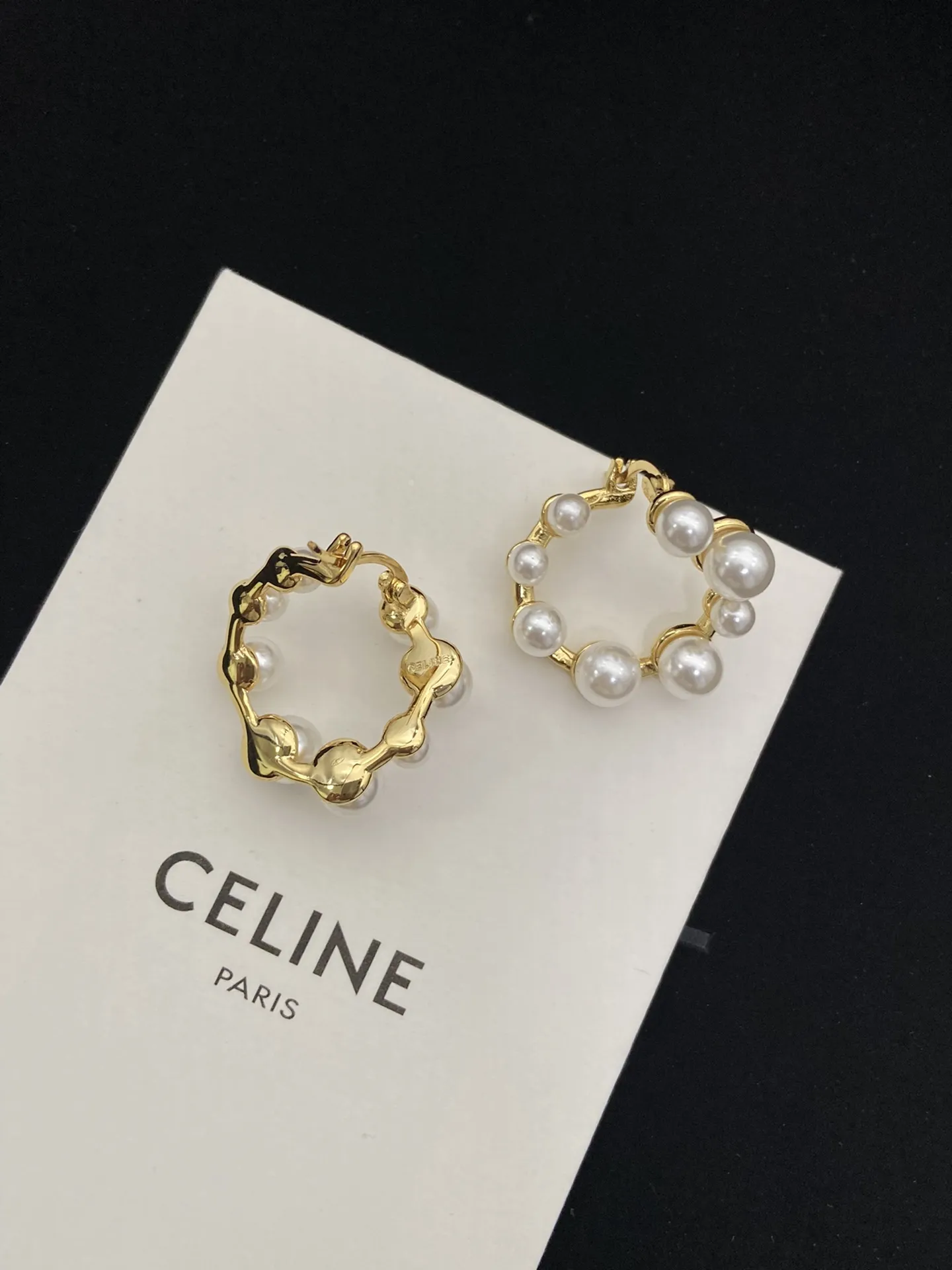 【CELINE】 セリーヌ   ファッションスタイルのイヤリング