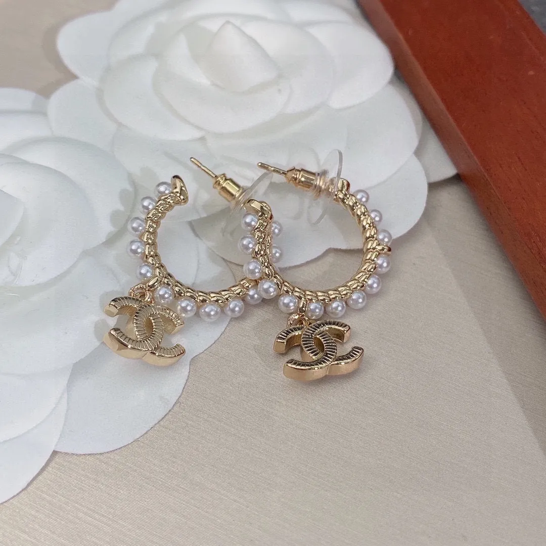 【CHANEL 】 シャネル   ファッションスタイルのイヤリング