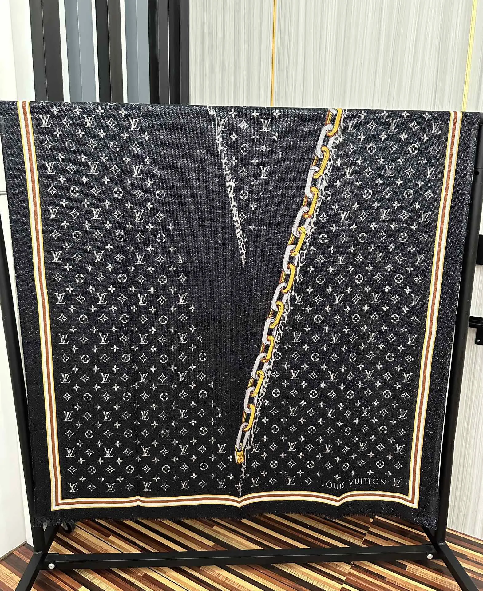 【LV LOUIS VUITTON ルイ·ヴィトン】 スカーフ 100*200cm  241107