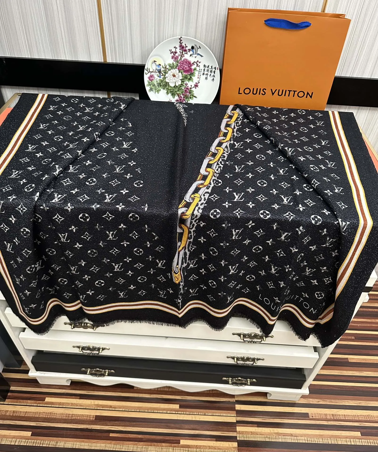 【LV LOUIS VUITTON ルイ·ヴィトン】 スカーフ 100*200cm  241107