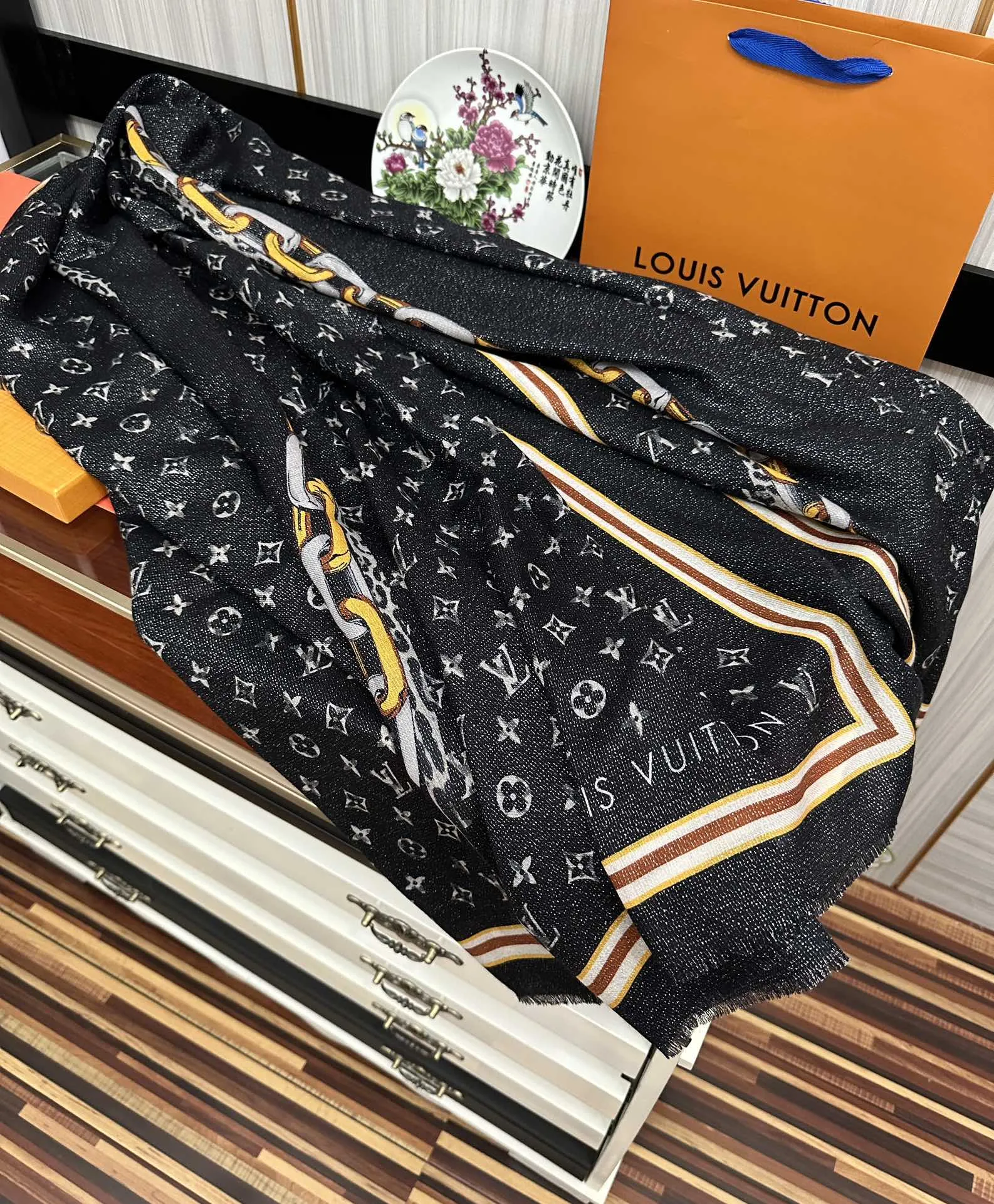 【LV LOUIS VUITTON ルイ·ヴィトン】 スカーフ 100*200cm  241107
