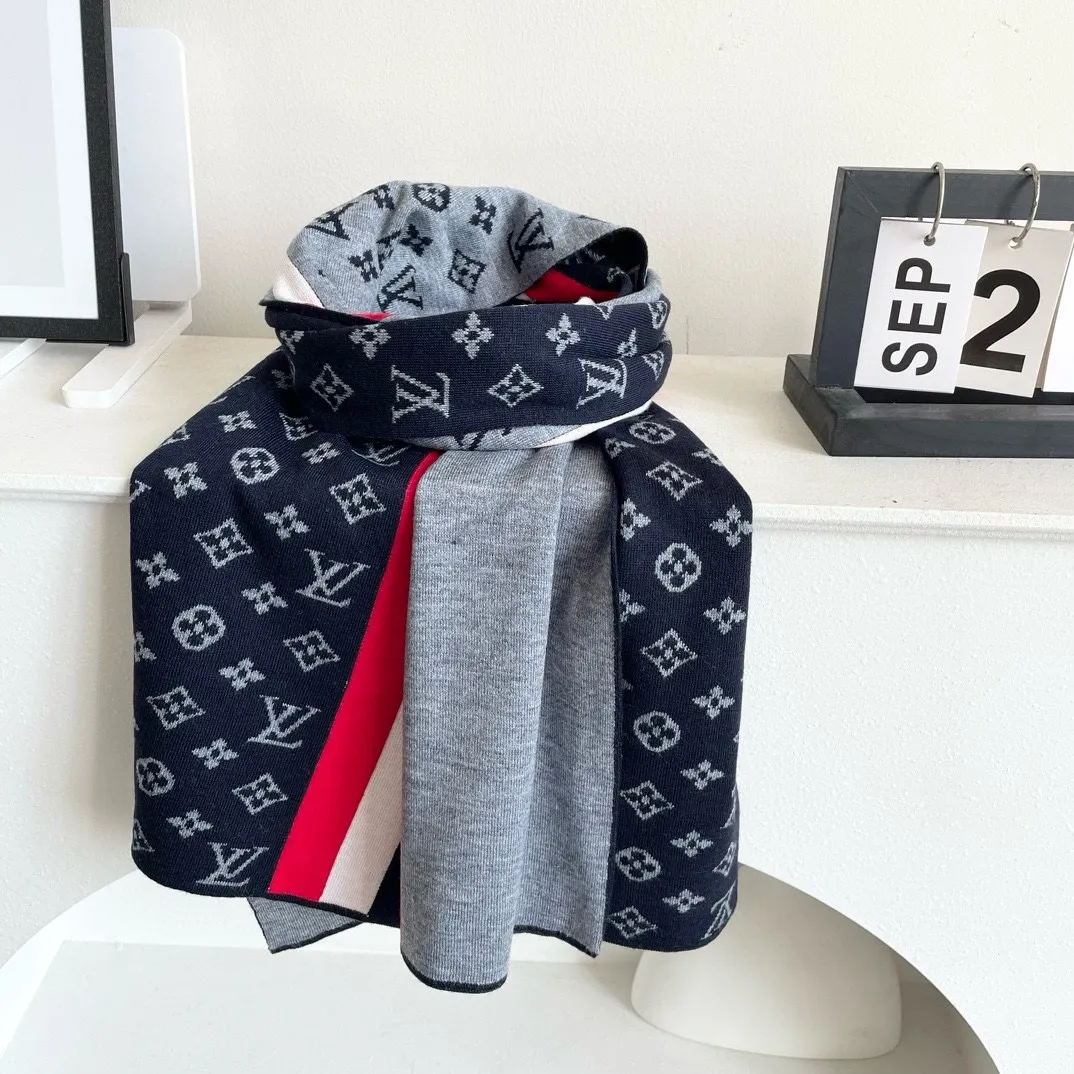 【LV LOUIS VUITTON ルイ·ヴィトン】 スカーフ 180*32cm  241107