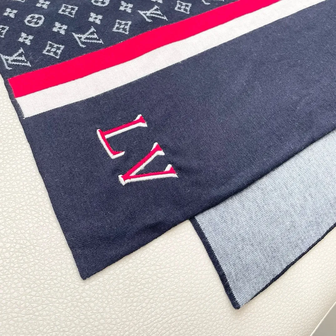 【LV LOUIS VUITTON ルイ·ヴィトン】 スカーフ 180*32cm  241107