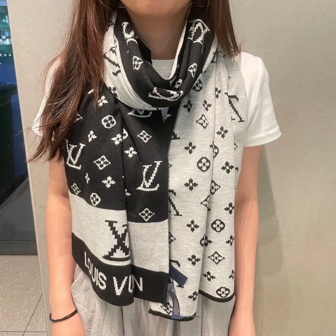 【LV LOUIS VUITTON ルイ·ヴィトン】 スカーフ 30*180cm  241107