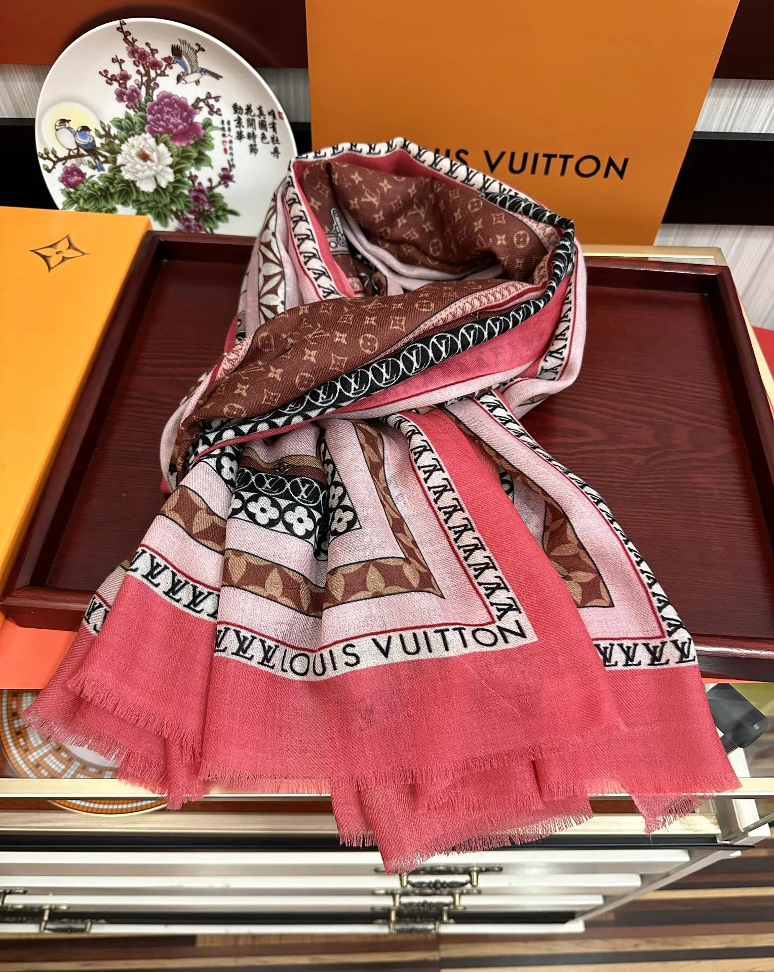 【LV LOUIS VUITTON ルイ·ヴィトン】 スカーフ 100*200cm  241107