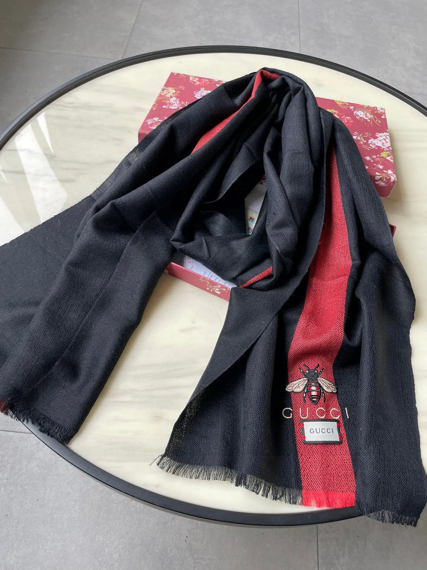 【GUCCI グッチ】スカーフ35*200CM  241108