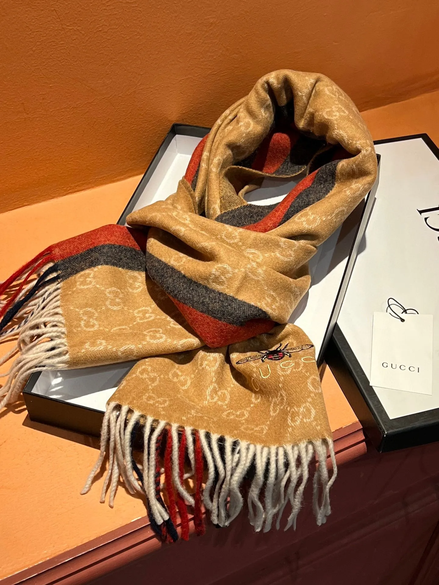 【GUCCI グッチ】スカーフ180*35CM  241108