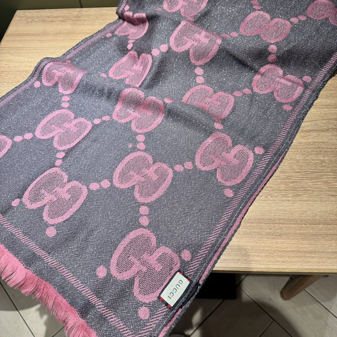 【GUCCI グッチ】スカーフ45*195CM  241108
