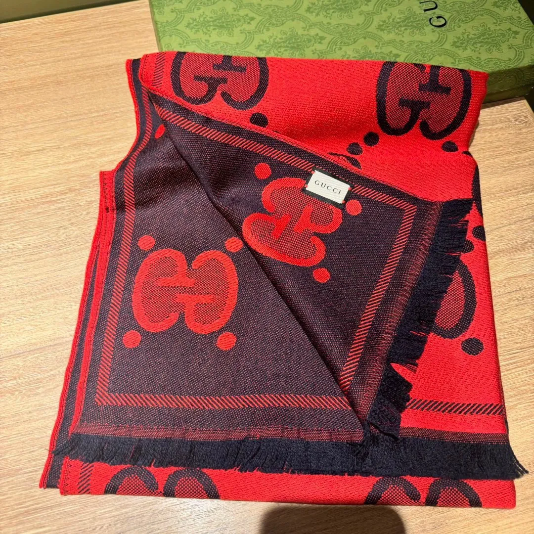 【GUCCI グッチ】スカーフ50*200CM  241108