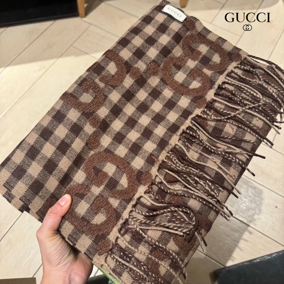【GUCCI グッチ】スカーフ35*220CM  241108