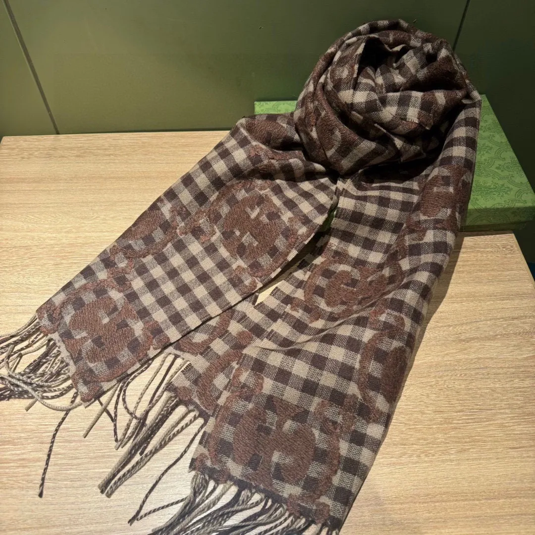 【GUCCI グッチ】スカーフ35*220CM  241108