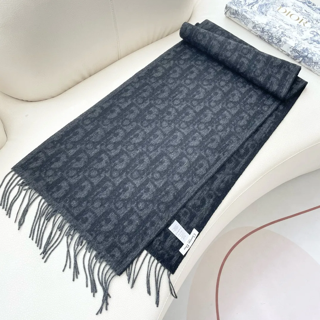 【DIOR  ディオール 】スカーフ  32*180cm  241210