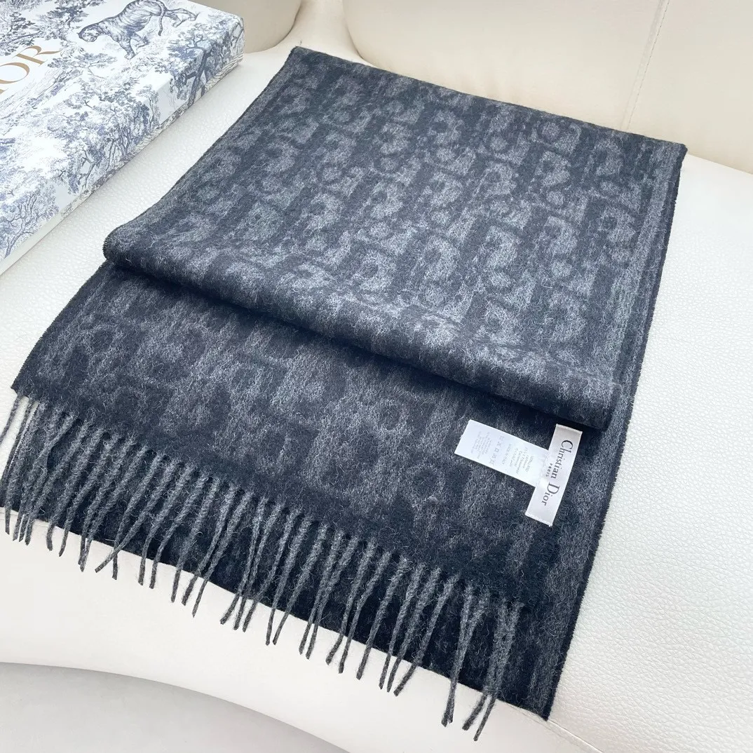 【DIOR  ディオール 】スカーフ  32*180cm  241210