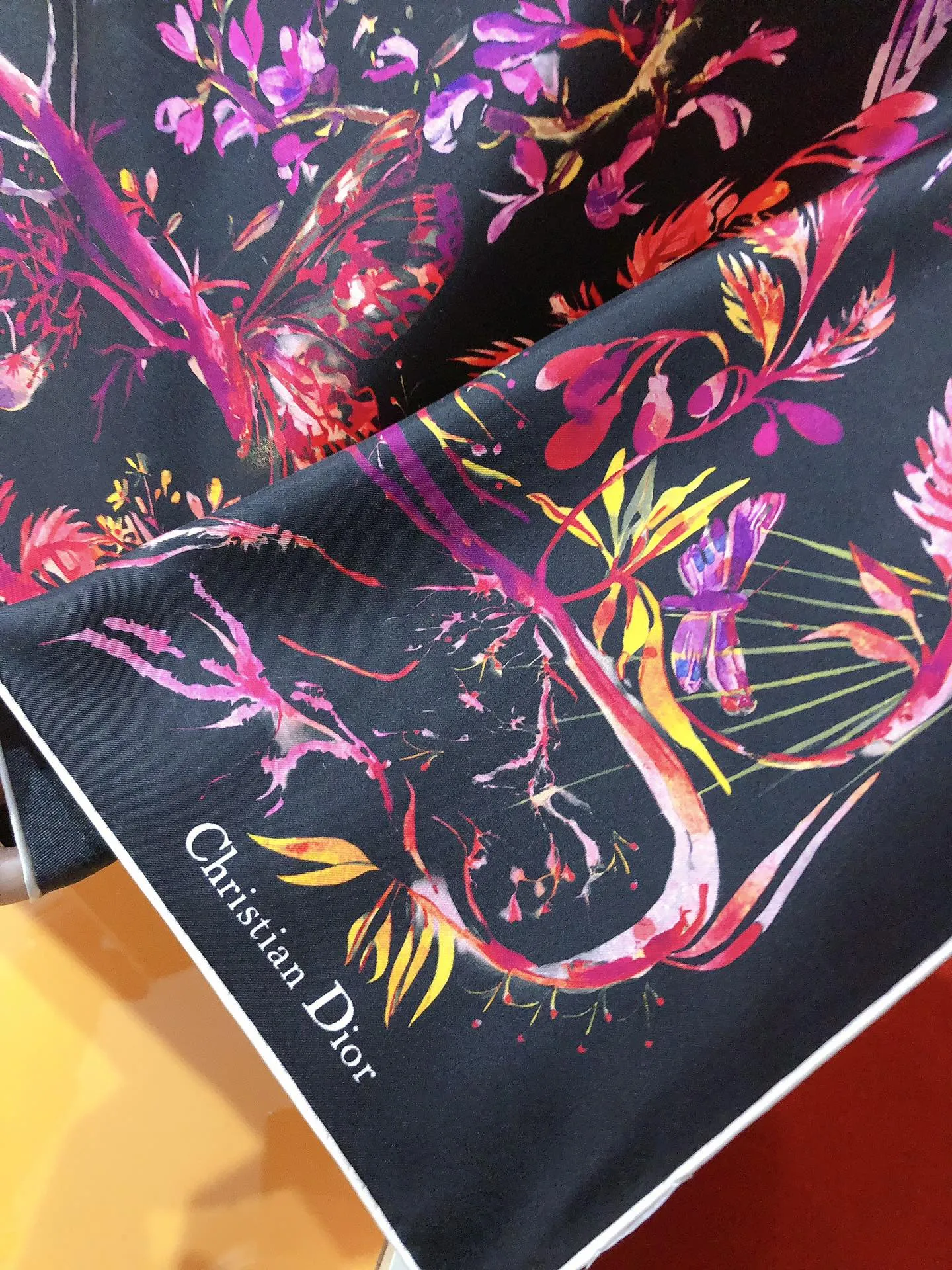 【DIOR  ディオール 】スカーフ90*90cm  241108