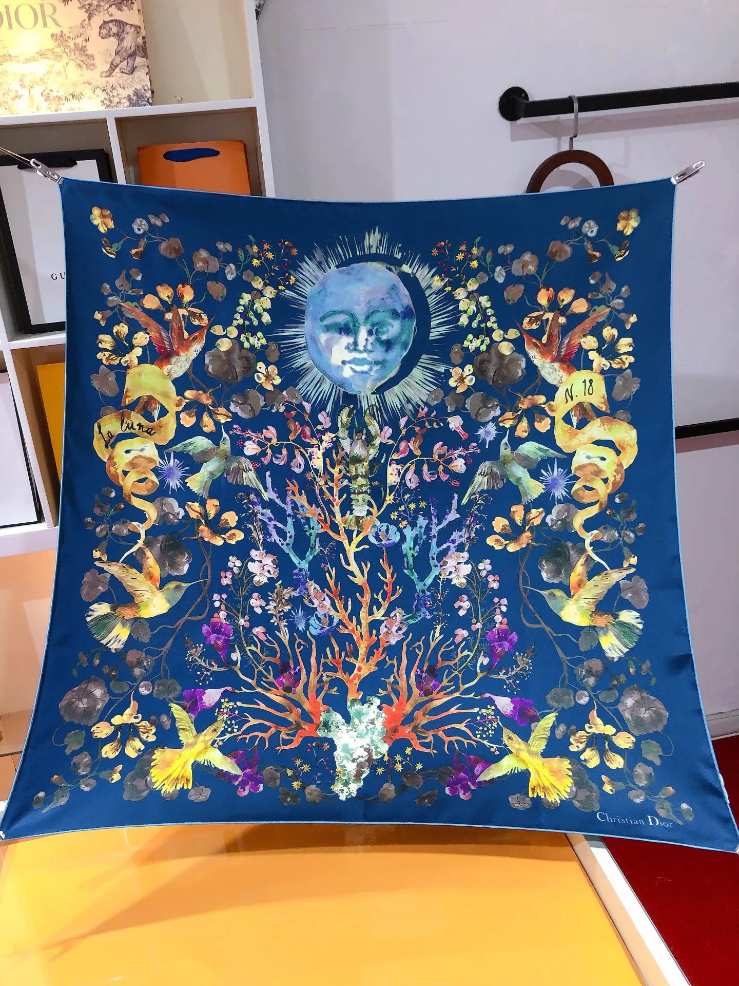 【DIOR  ディオール 】スカーフ90*90cm  241108