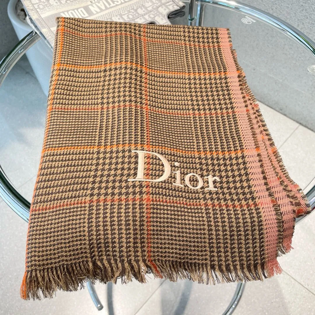 【DIOR  ディオール 】スカーフ90*200cm  241108