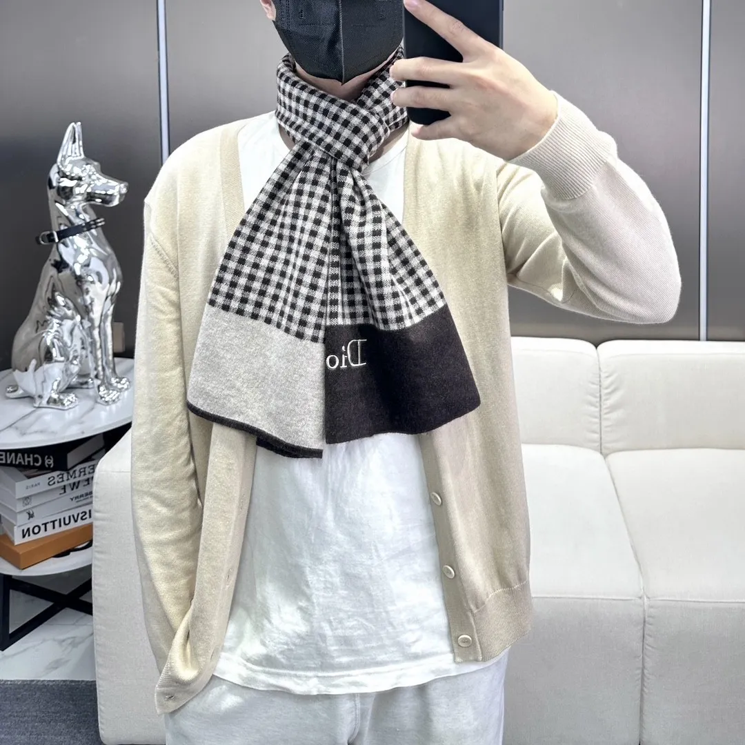 【DIOR  ディオール 】スカーフ32*180cm  241108