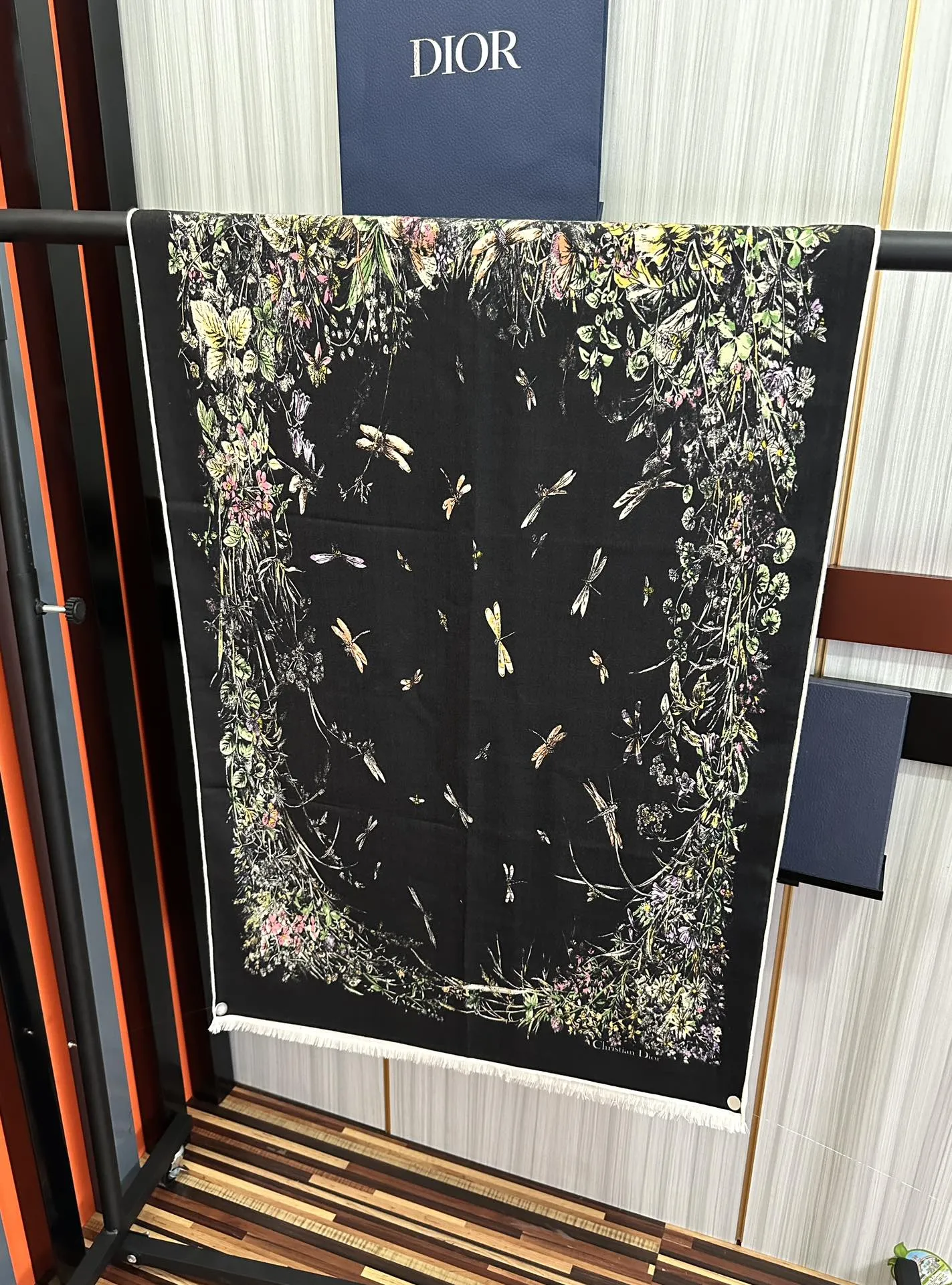 【DIOR  ディオール 】スカーフ 65*185 cm  241108