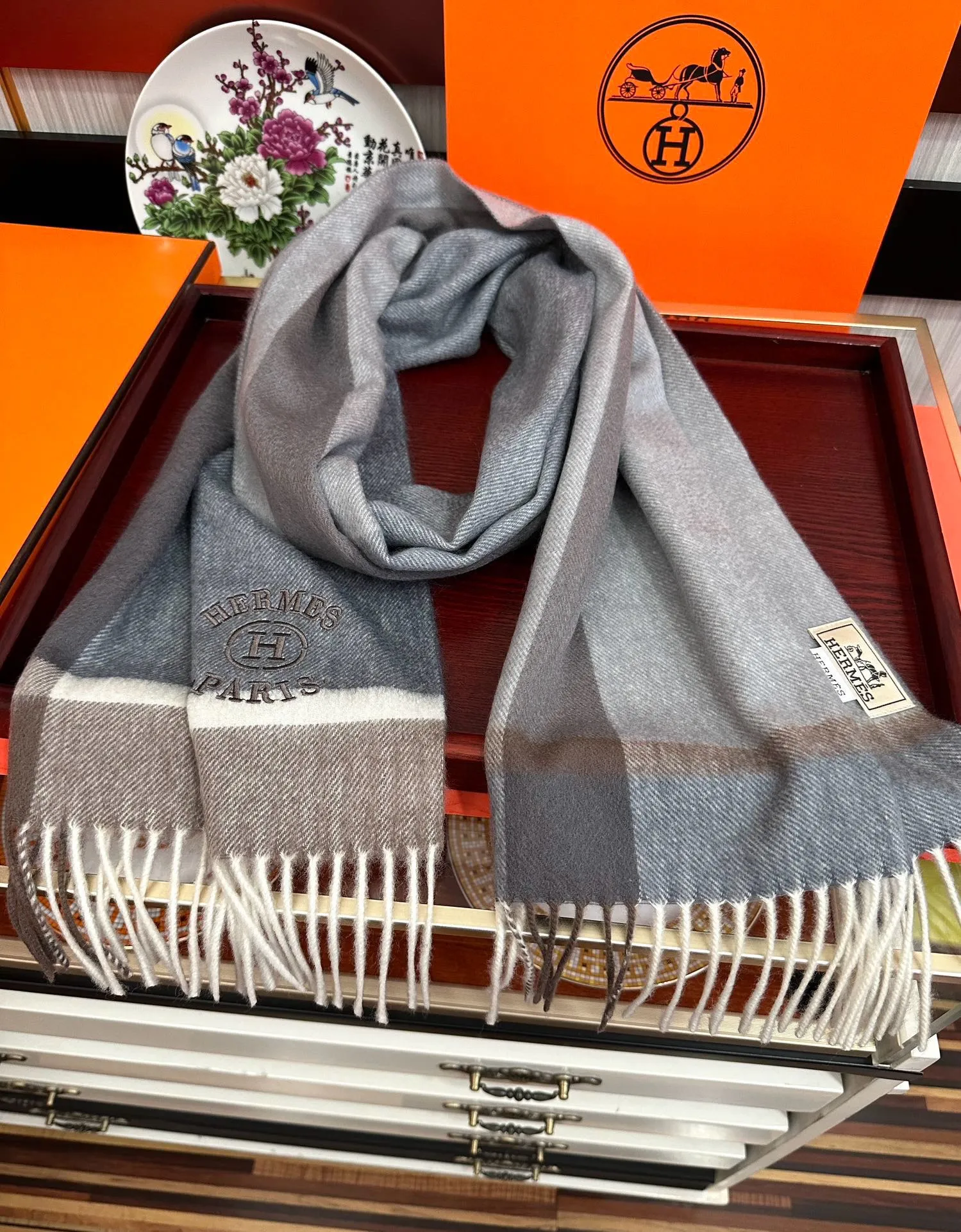 【HERMES エルメス 】スカーフ30*180CM  241210
