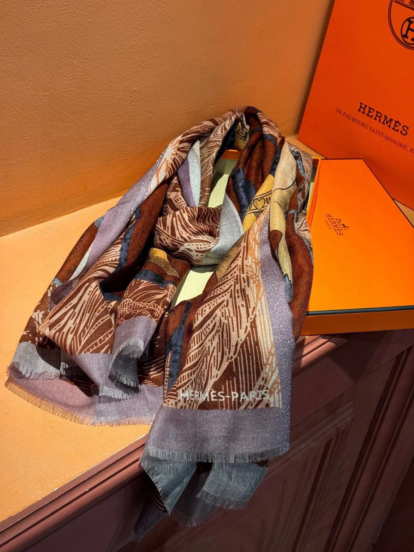 【HERMES エルメス 】スカーフ30*180CM  241210