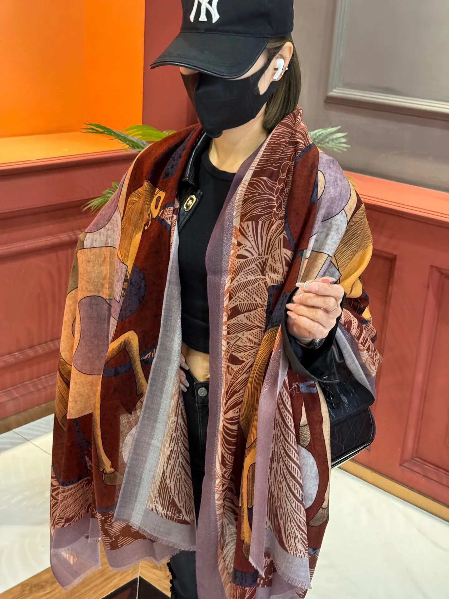 【HERMES エルメス 】スカーフ30*180CM  241210