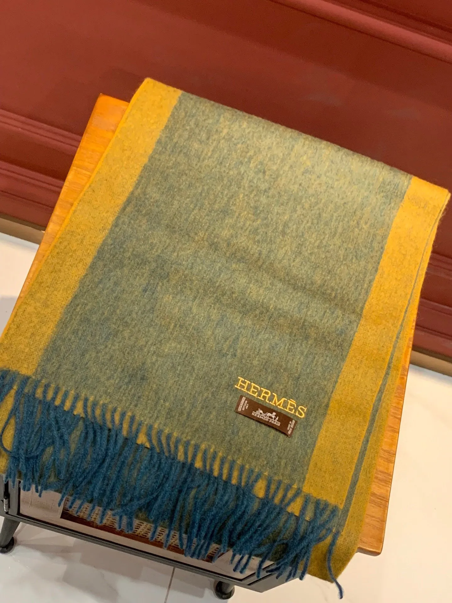 【HERMES エルメス 】スカーフ   35*190CM  241109