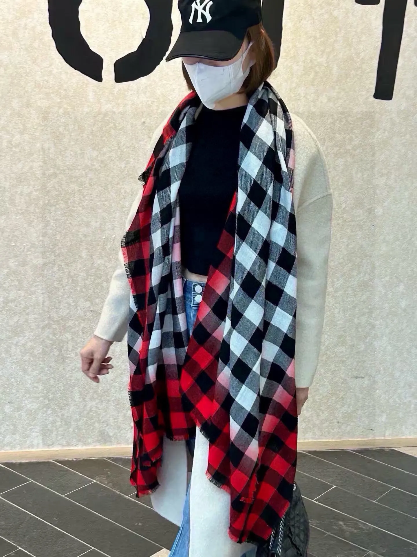 【BURBERRY  バーバリー】スカーフ80*200CM  241209