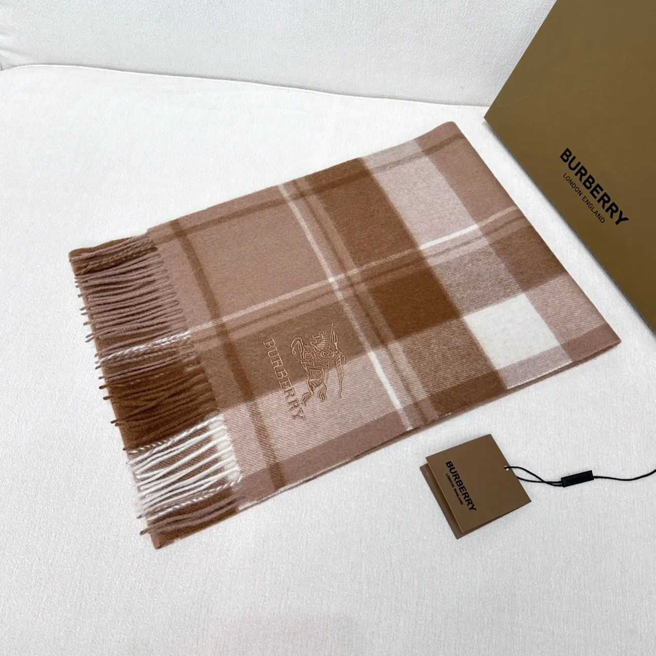 【BURBERRY  バーバリー】スカーフ30*180CM  241108