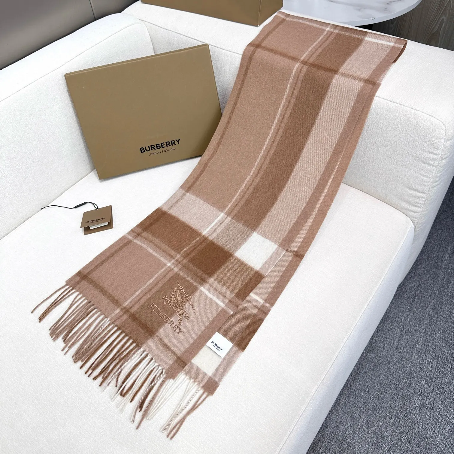 【BURBERRY  バーバリー】スカーフ30*180CM  241108