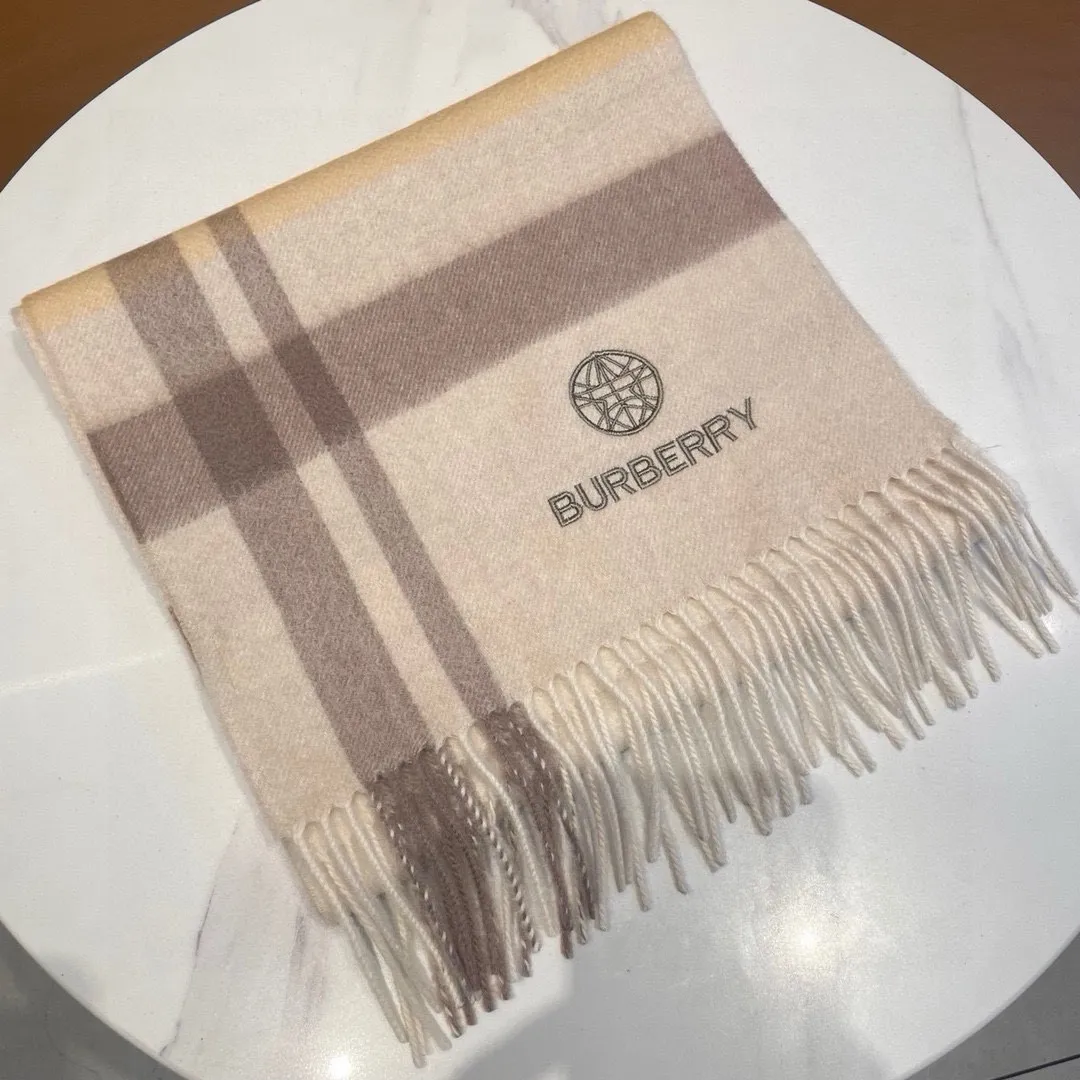 【BURBERRY  バーバリー】スカーフ32*180CM  241108