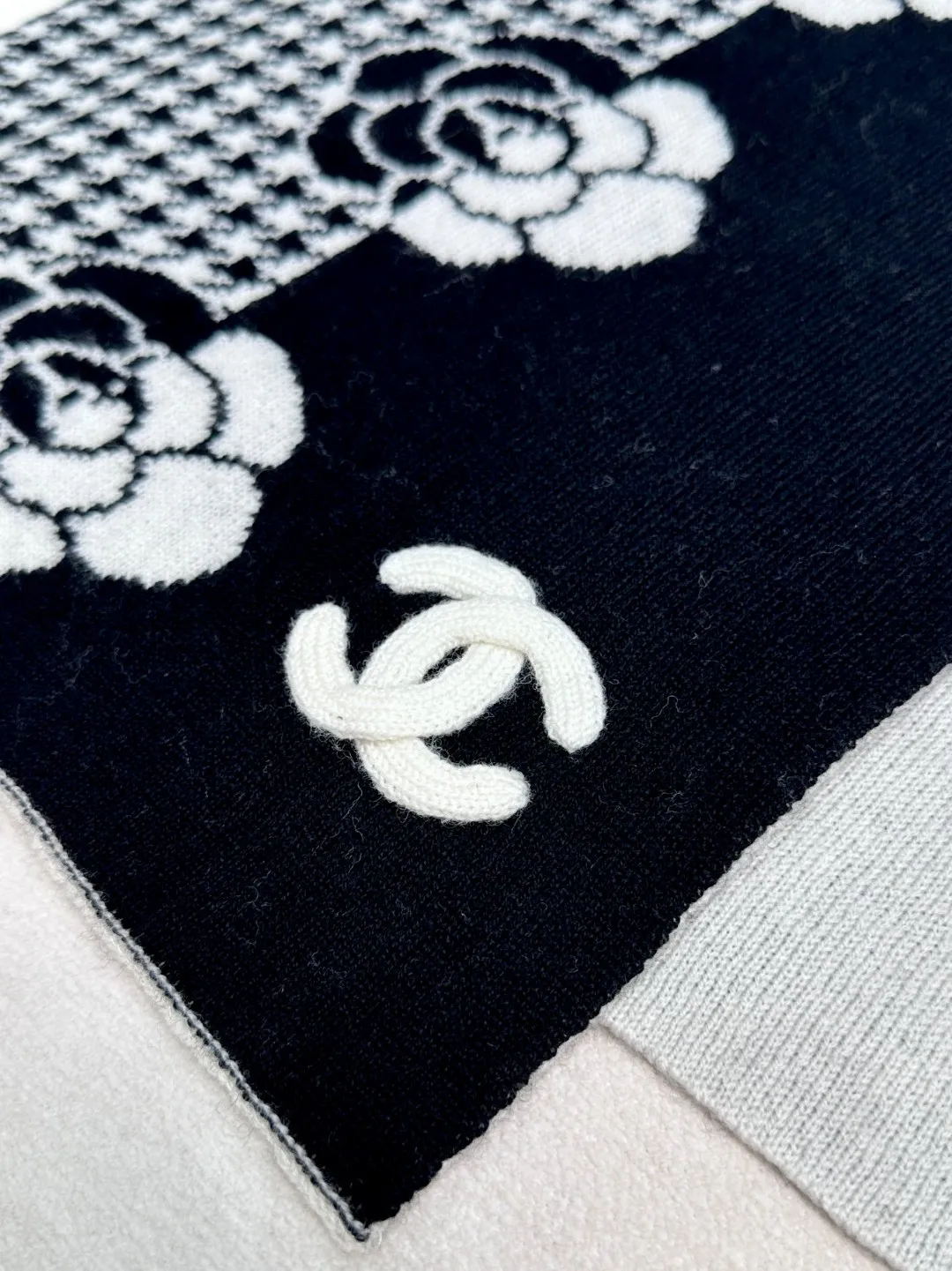 【CHANEL  シャネル 】スカーフ 33*180CM  241209